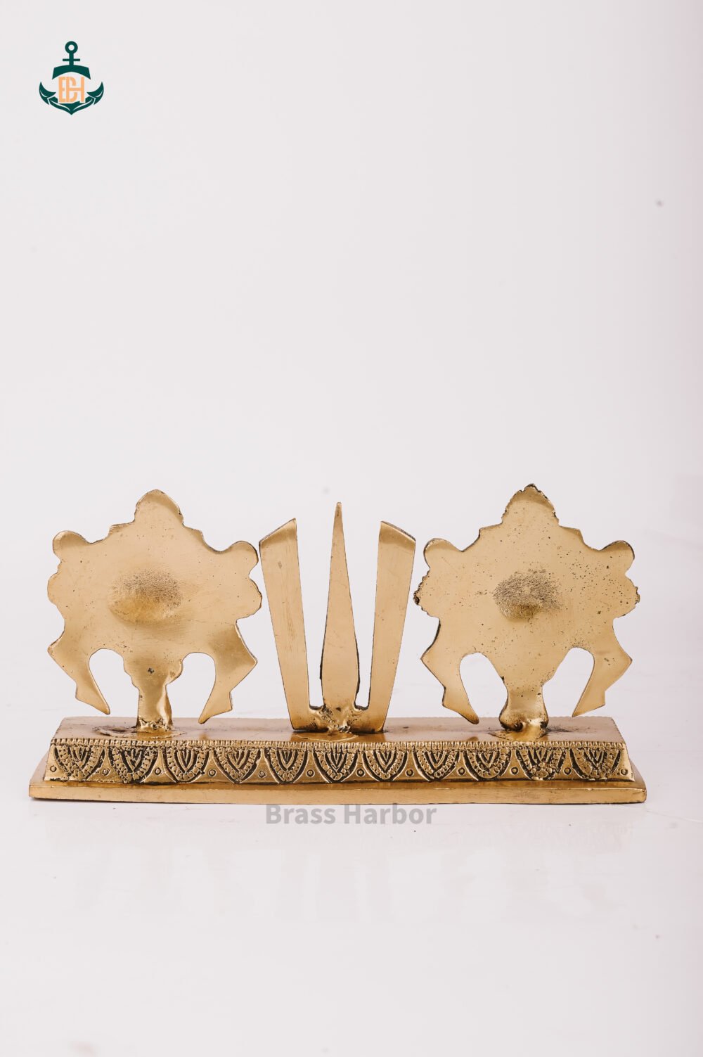 PURE BRASS TIRUPATI BALAJI SHANKU CHAKRA NAMAH 4.5" - Image 3