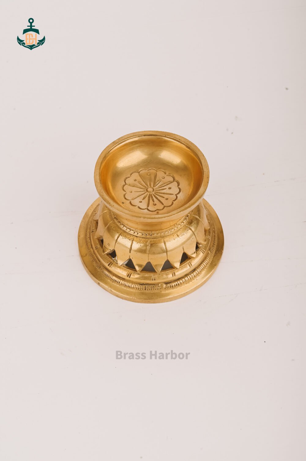 PURE BRASS ANTIQUE GOLD DIYA 3" - Image 3