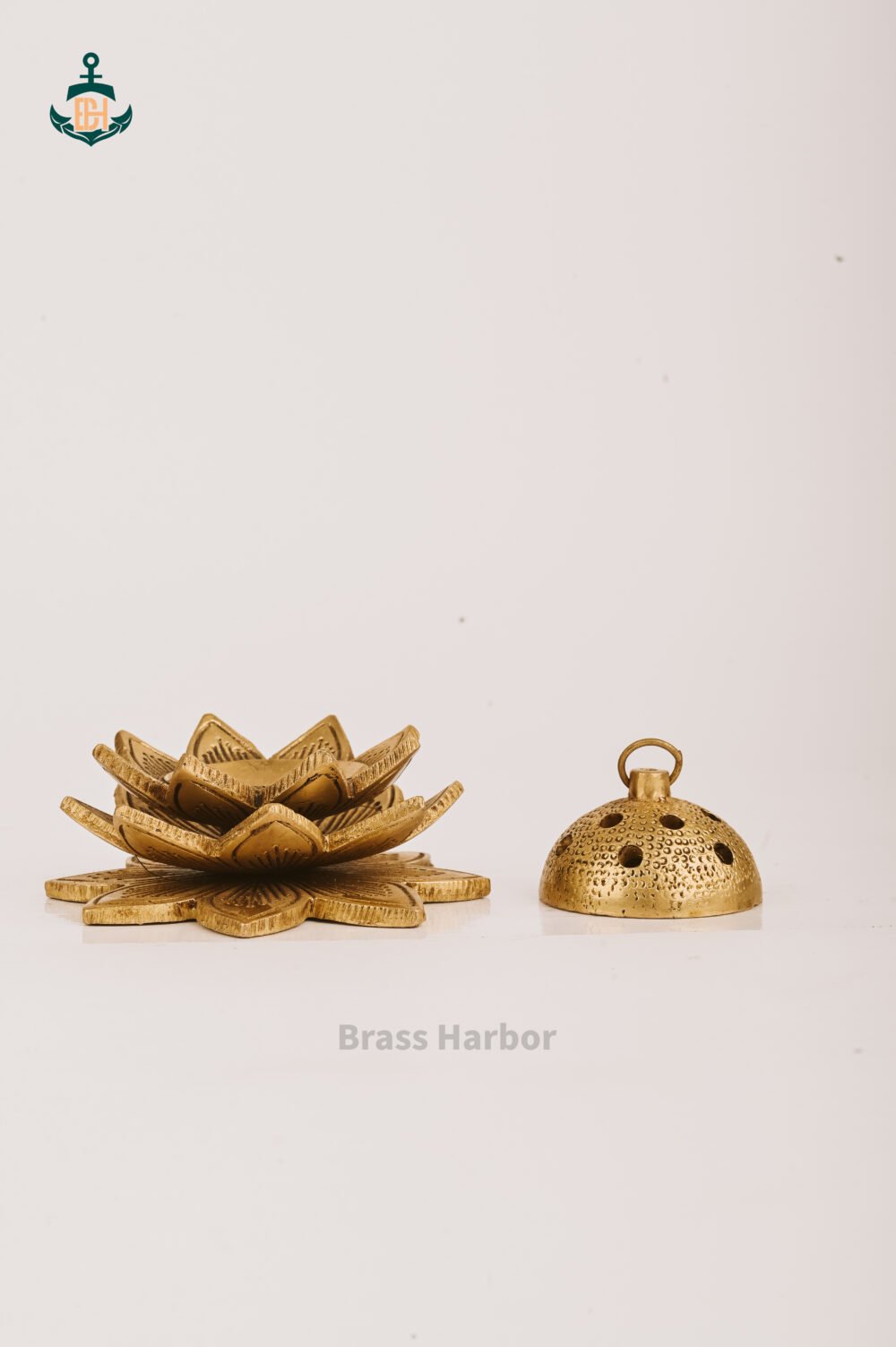 PURE BRASS LOTUS DHOOPDHANI 2.6' - Image 3
